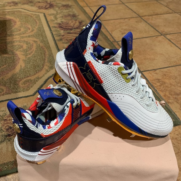 Under Armour Harper 7 “USA Gold” Baseball Cleats